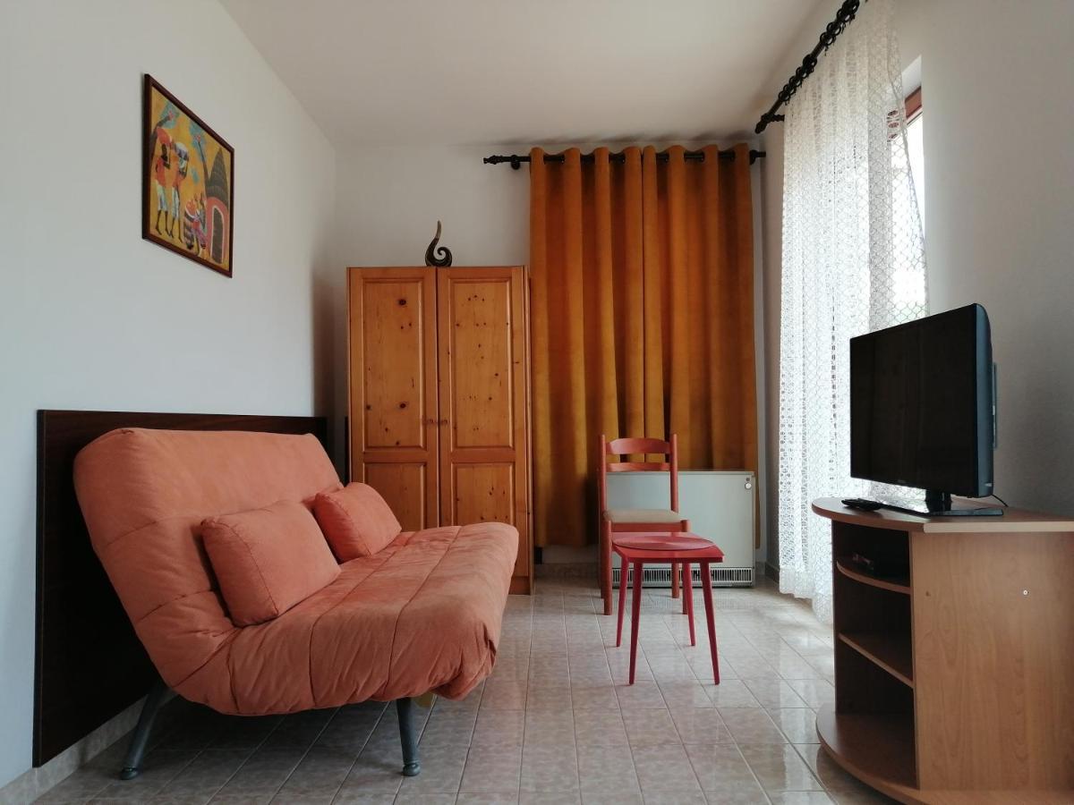 Lovely Apartment With Big Terrace In Budva Eksteriør bilde