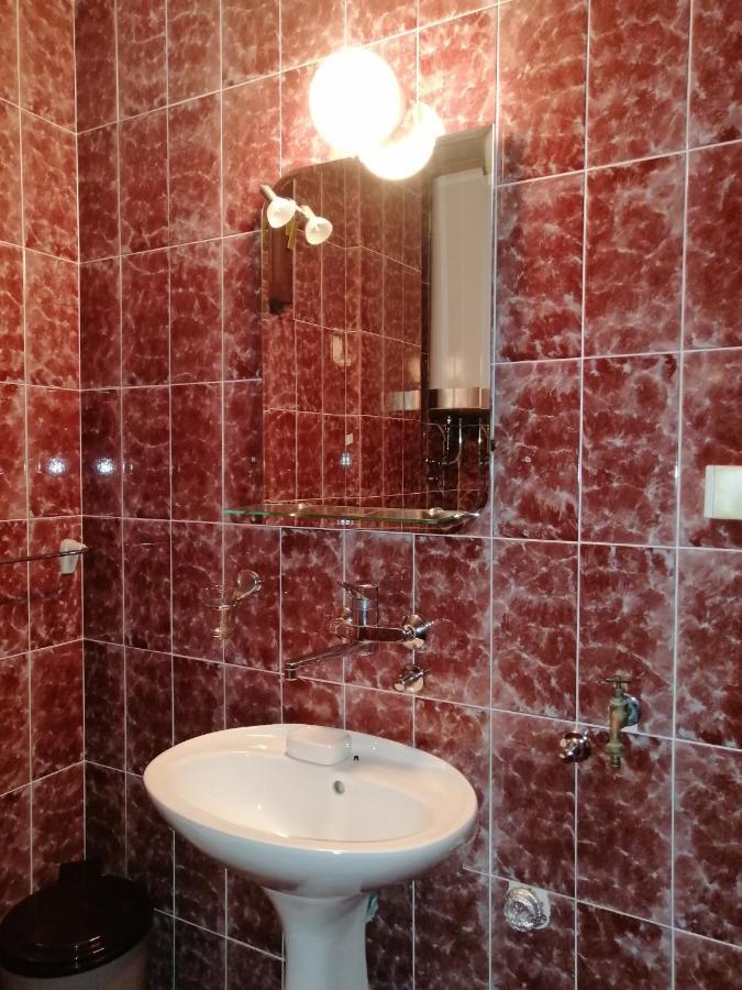 Lovely Apartment With Big Terrace In Budva Eksteriør bilde