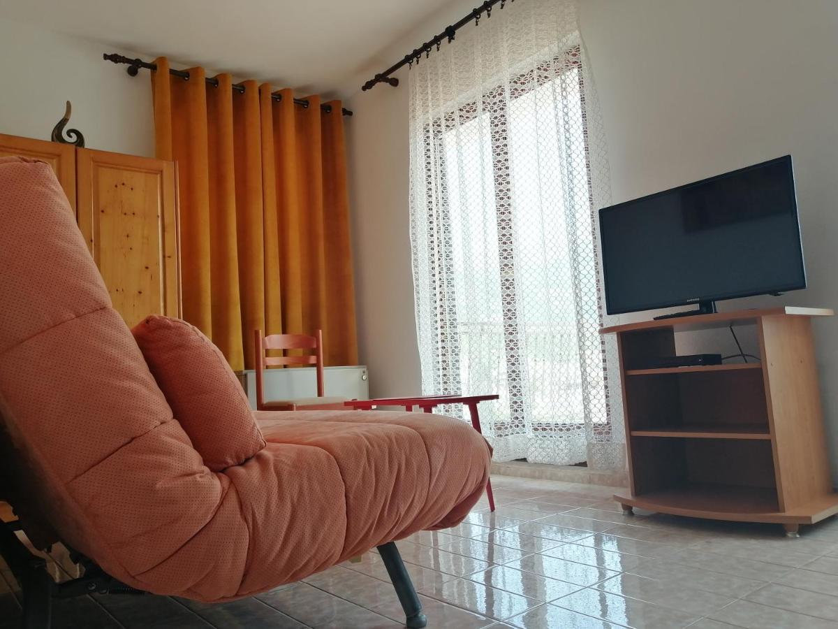Lovely Apartment With Big Terrace In Budva Eksteriør bilde