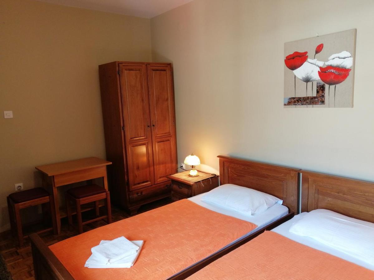 Lovely Apartment With Big Terrace In Budva Eksteriør bilde